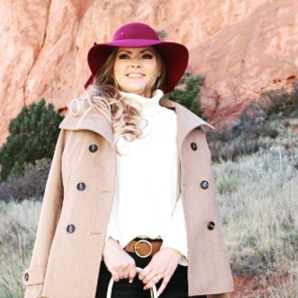 Meet your Posher, Chrissy